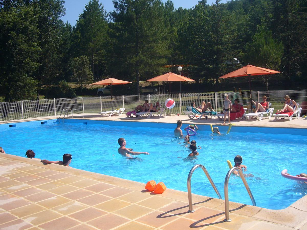 Camping De Graniers Monoblet Exterior foto