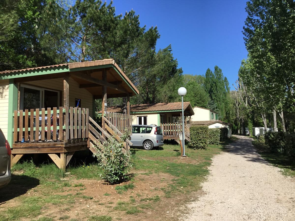 Camping De Graniers Hotel Monoblet Exterior foto